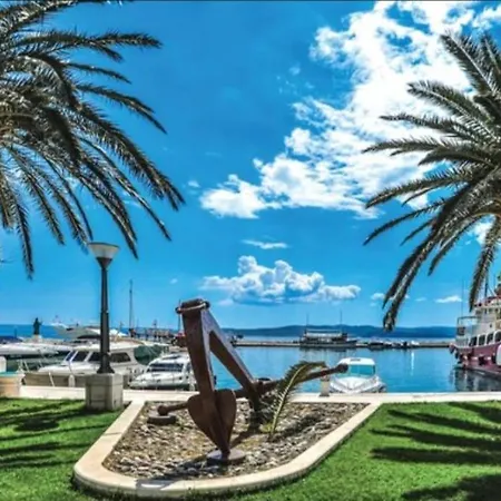 Sanda Διαμέρισμα *